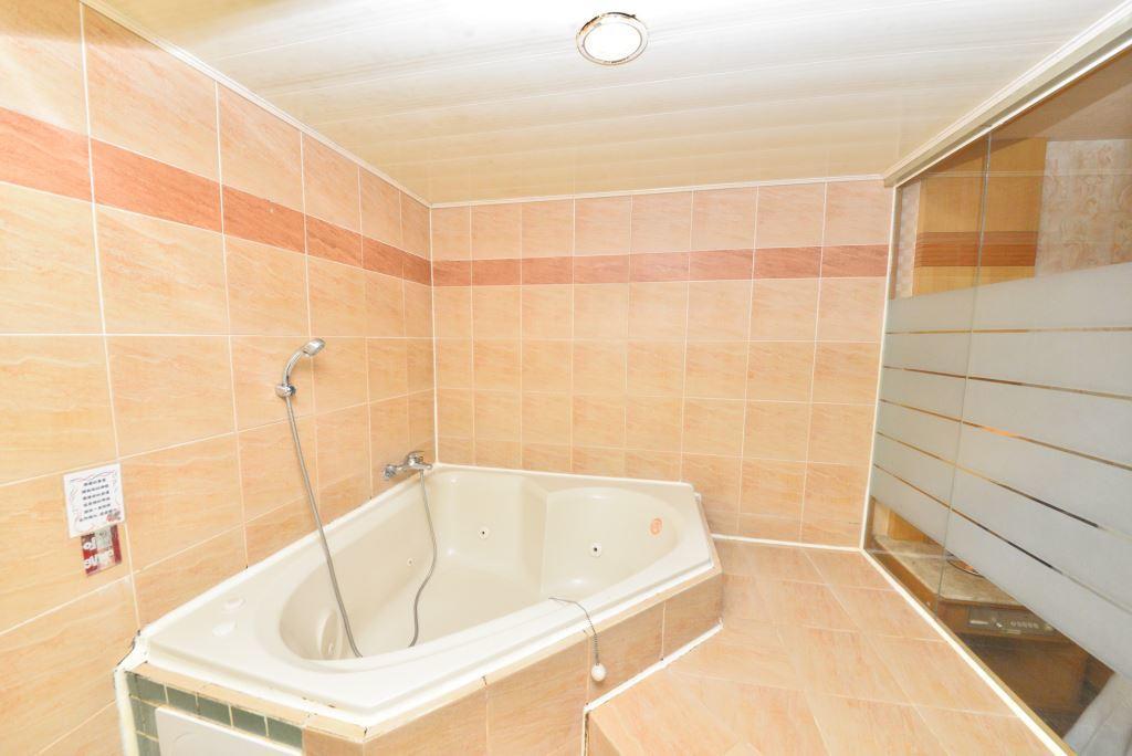 Paiwei Motel Tainan Dış mekan fotoğraf